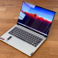 Lenovo Yoga Slim 7 Pro: Laptop Slim Ringan Buat Kerja